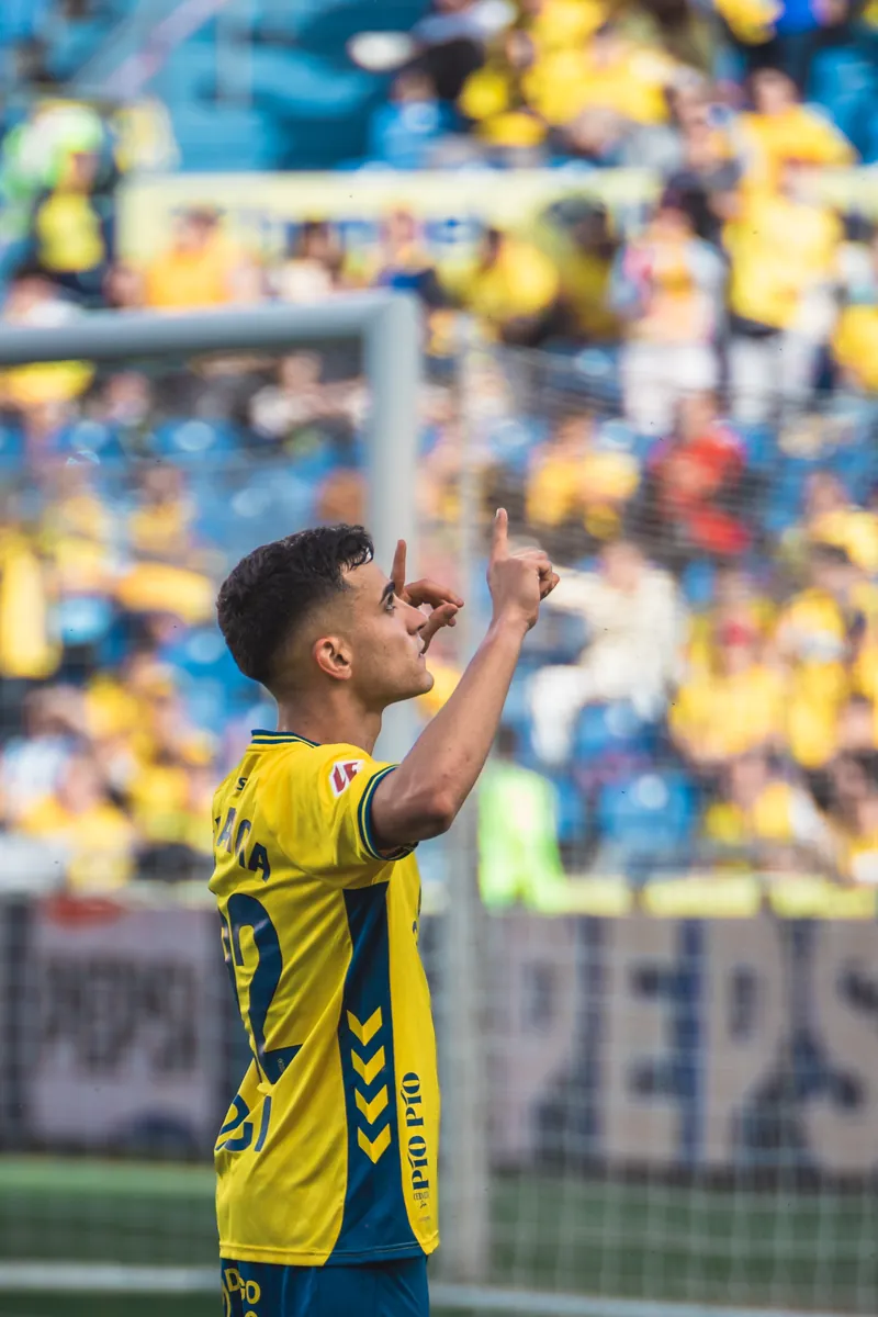 Fútbol profesional — 22 de marzo de 2026